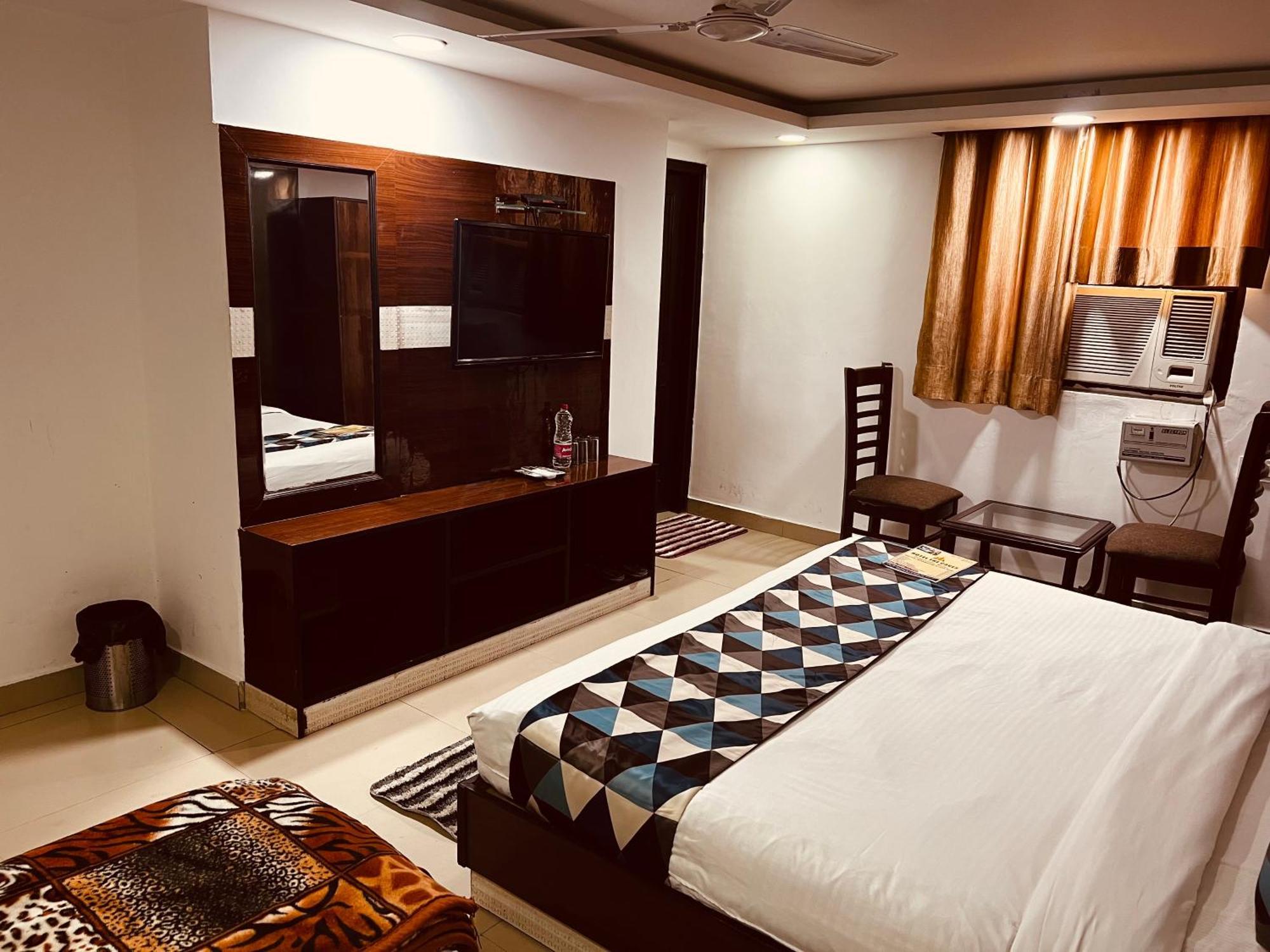 Hotel Hotel 4*